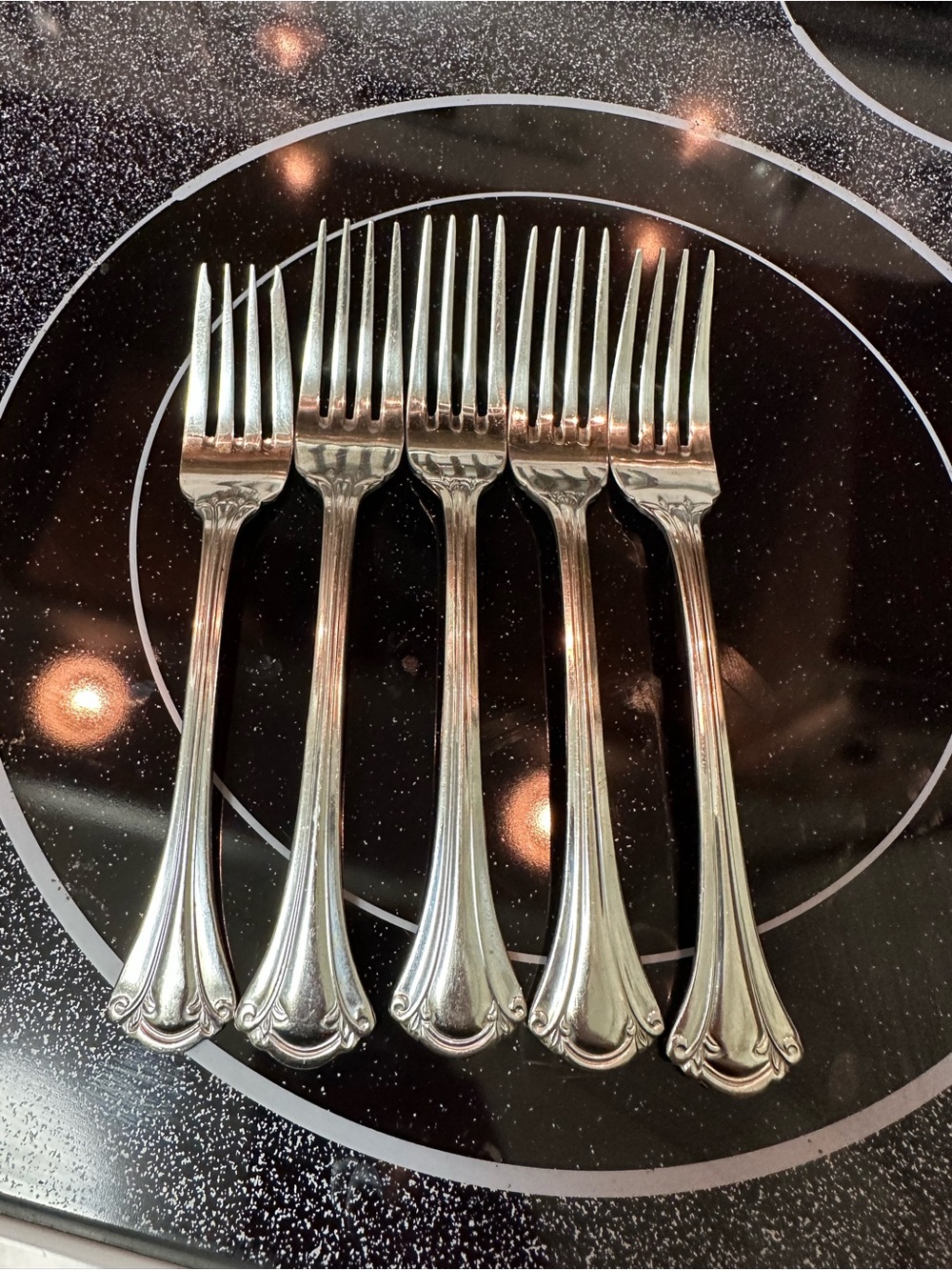 Resplendence 4 pc Dinner Forks & Bonus Salad by World
